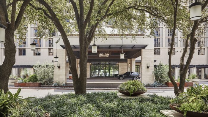 Four Seasons Austin, A Partner Hotel of The Luxury Travel Agency